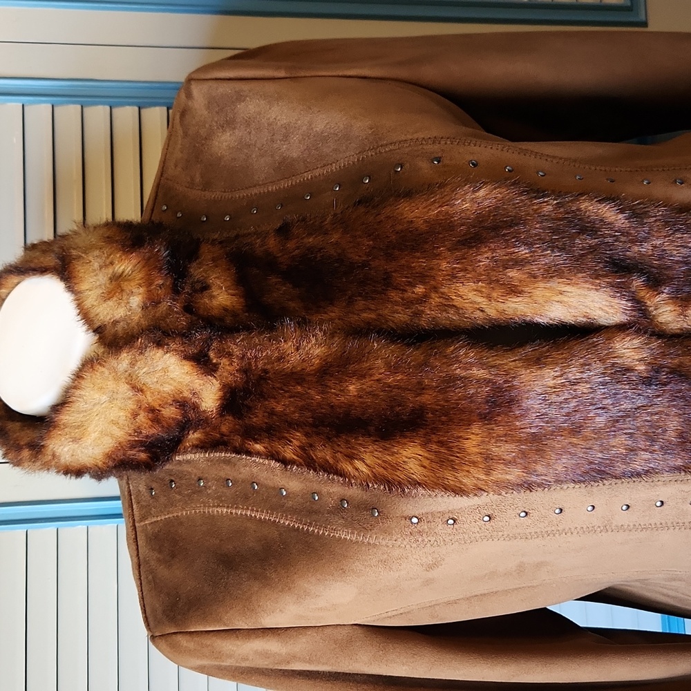 Vintage Dress Barn Faux Suede & Fur Trim Coat - Picture 3 of 15